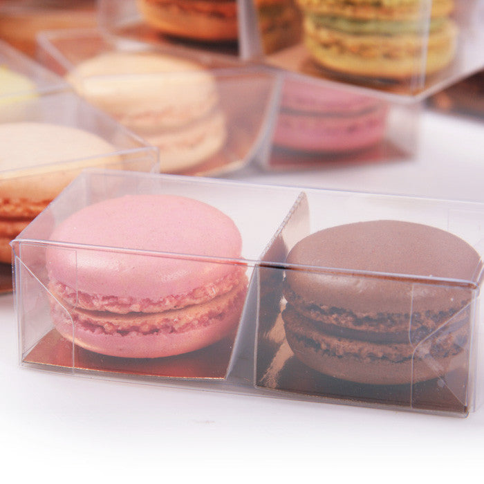 2 Macarons de Paris in transparent box